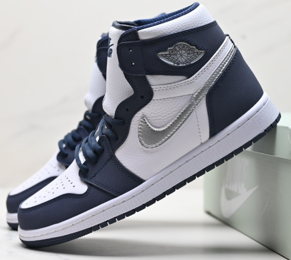 Men and Women's Classic Baseketball Shoes AJ 1 Retro High OG Sneakers