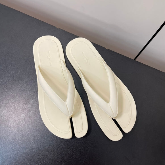 Traditional Japanese Tabi Toe Flip-flops Slippers