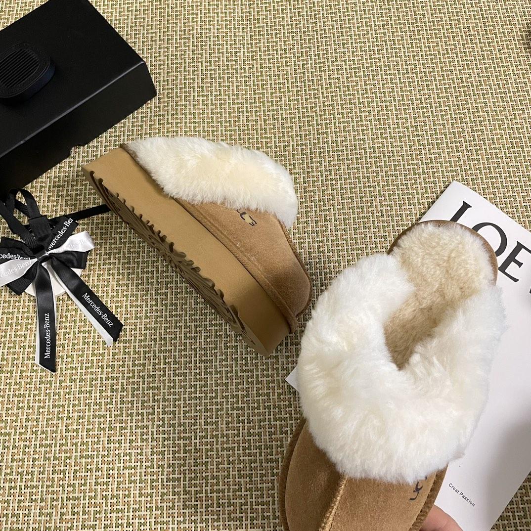 2024 Women's Disquette Suede Upper Slippers with Platform and Fur